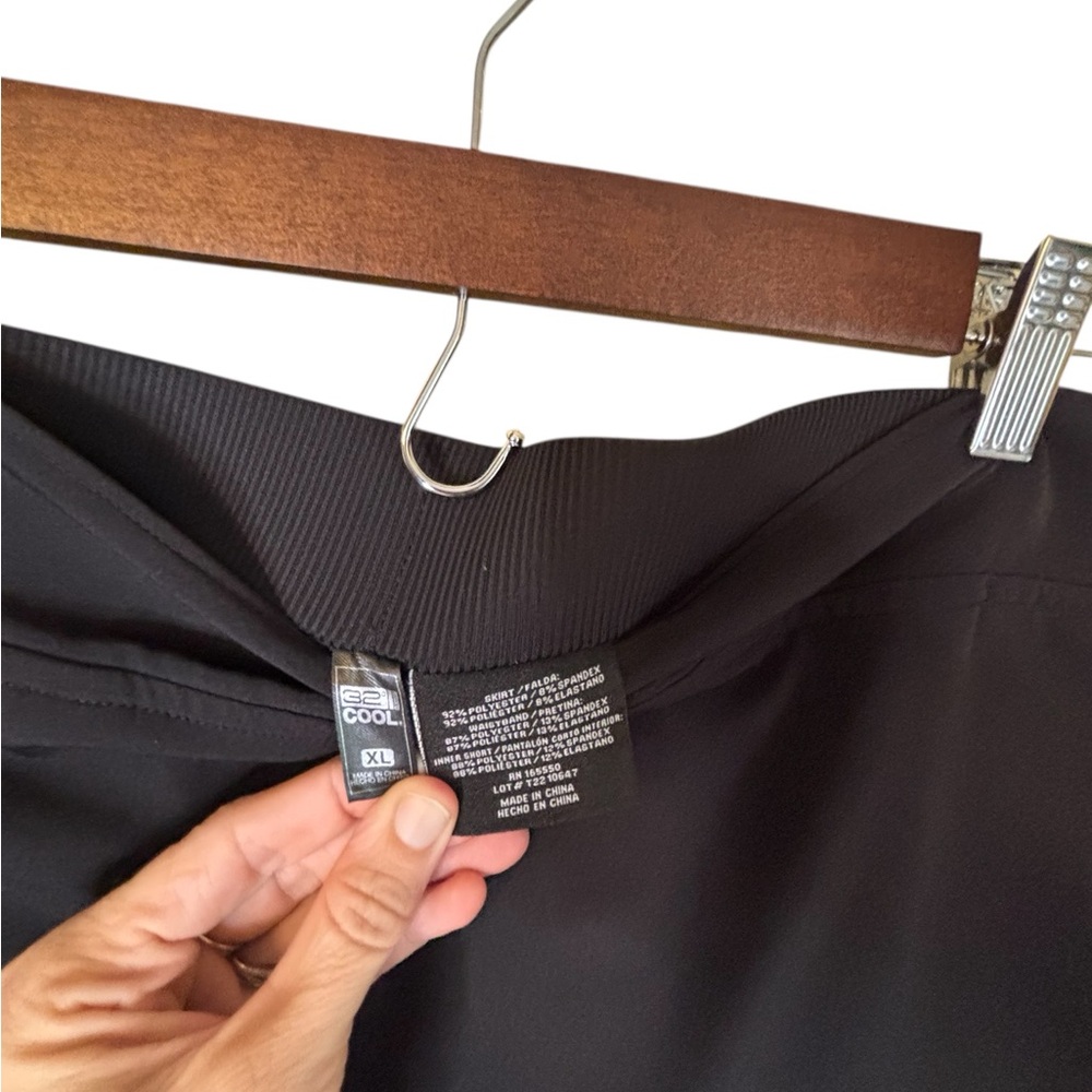 32 Degrees Women's Black Skort Size XL - Picture 3 of 7